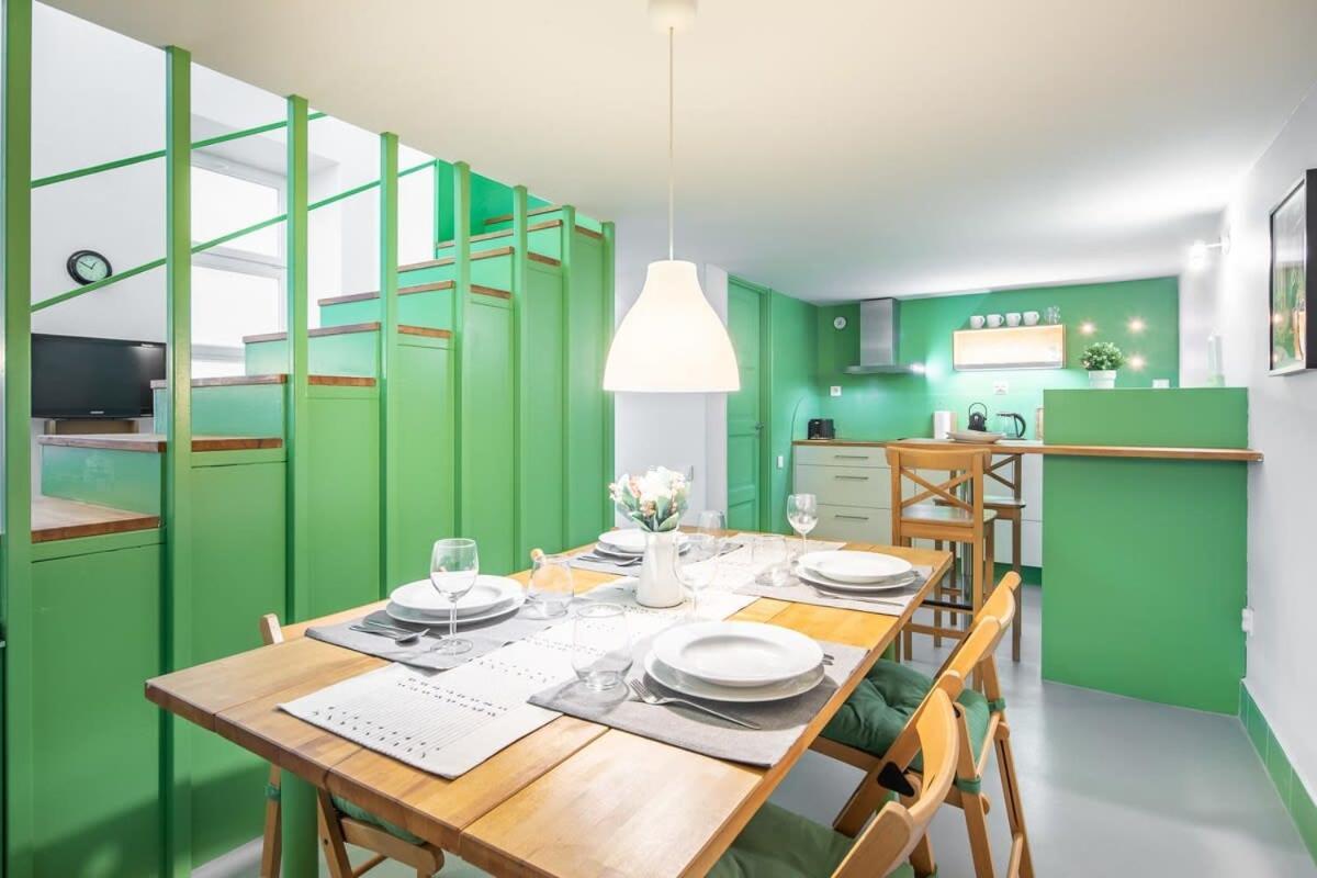 Very Central - Unique Design - New Studio Budapest Eksteriør bilde