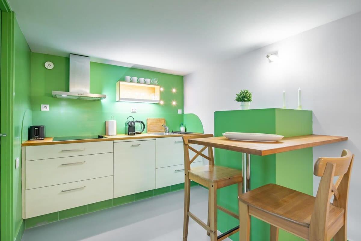 Very Central - Unique Design - New Studio Budapest Eksteriør bilde